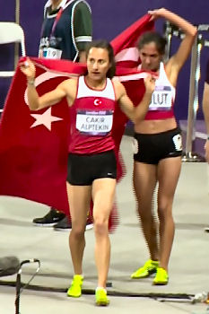 asli cakir alptekin gamze bulut Londra 2012 Atletizm Kadınlar 1500 m Finali Kazananı: Aslı Çakır Alptekin ve Gamze Bulut